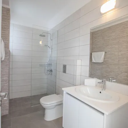 Schoene Olivine Pearl Ol5 Mit Garten Nyaraló *